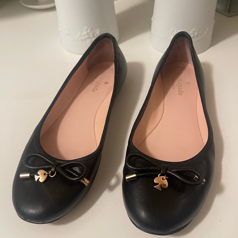 Kate spade flat shoes in good condition
